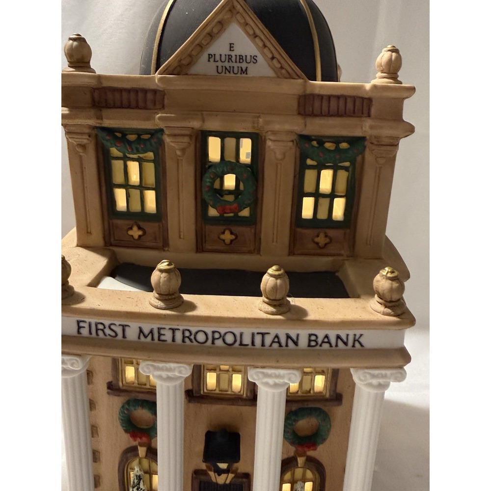 Dept 56 Christmas In The City  First Metropolitan Bank With Box - Picture 4 of 16
